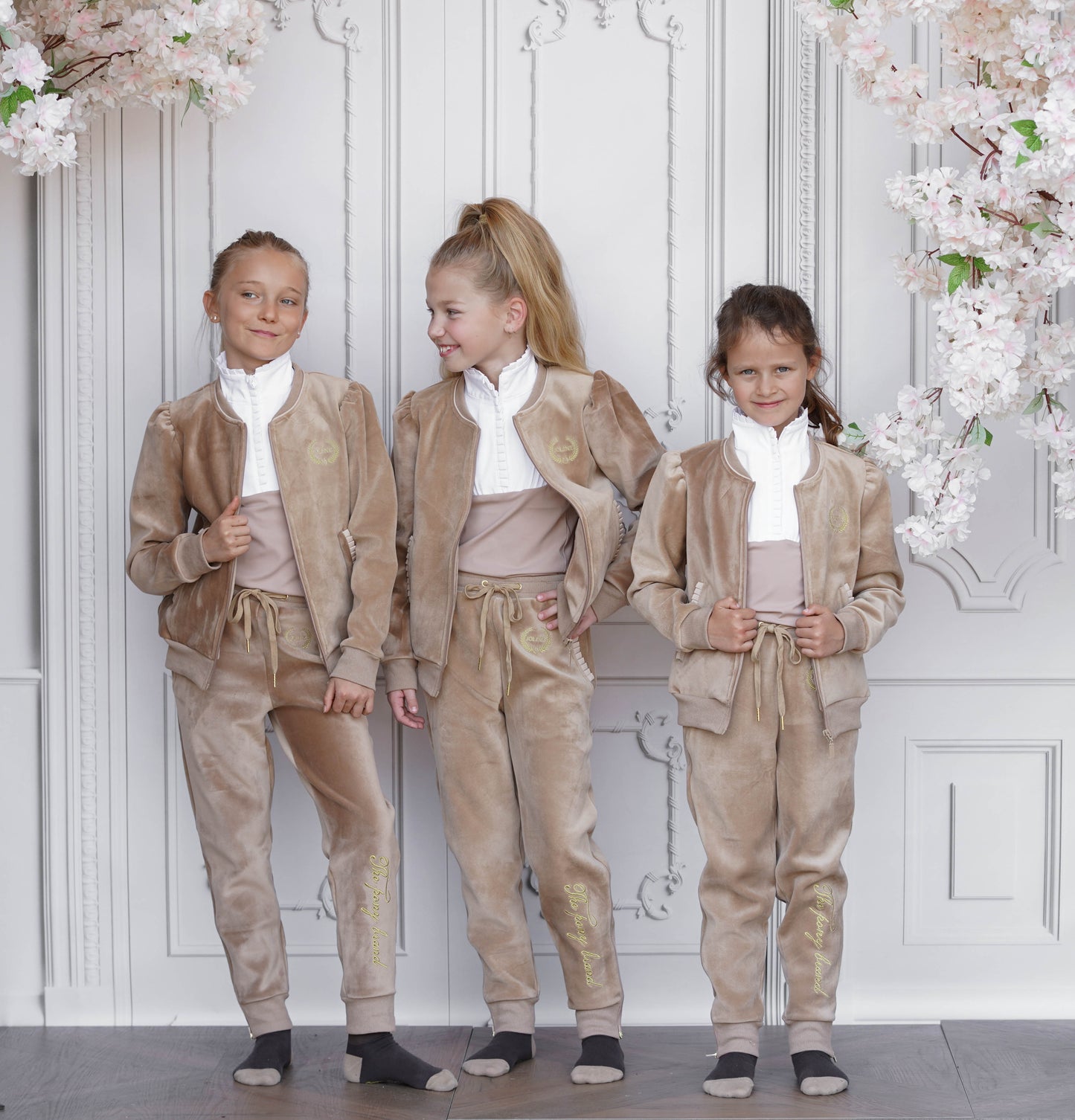 Velvet Joggings pants Beige