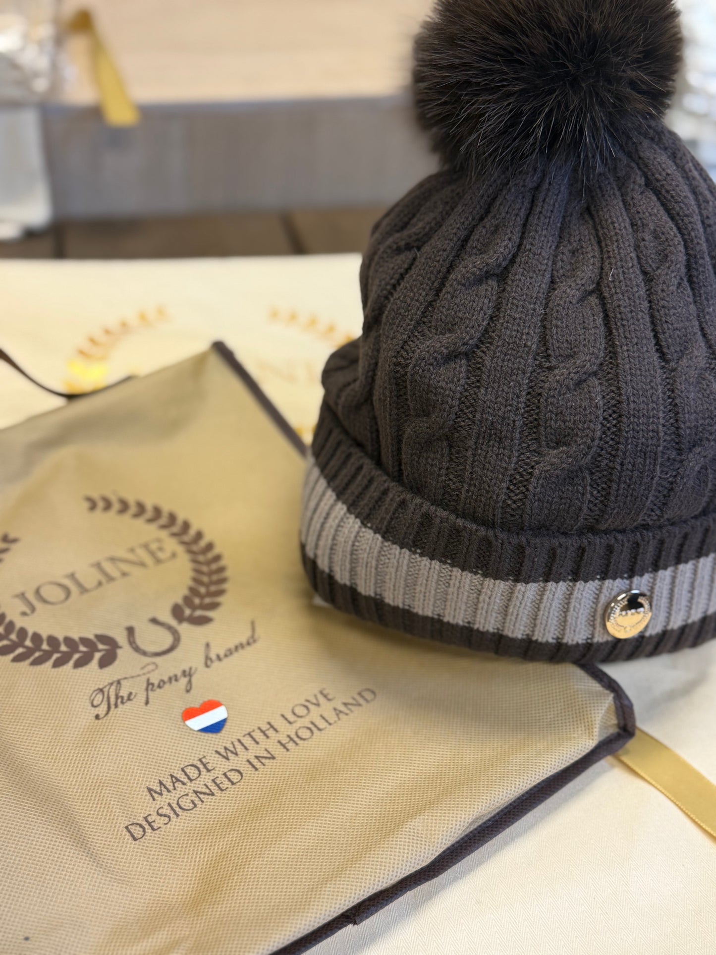 Joline Beanie Pompon